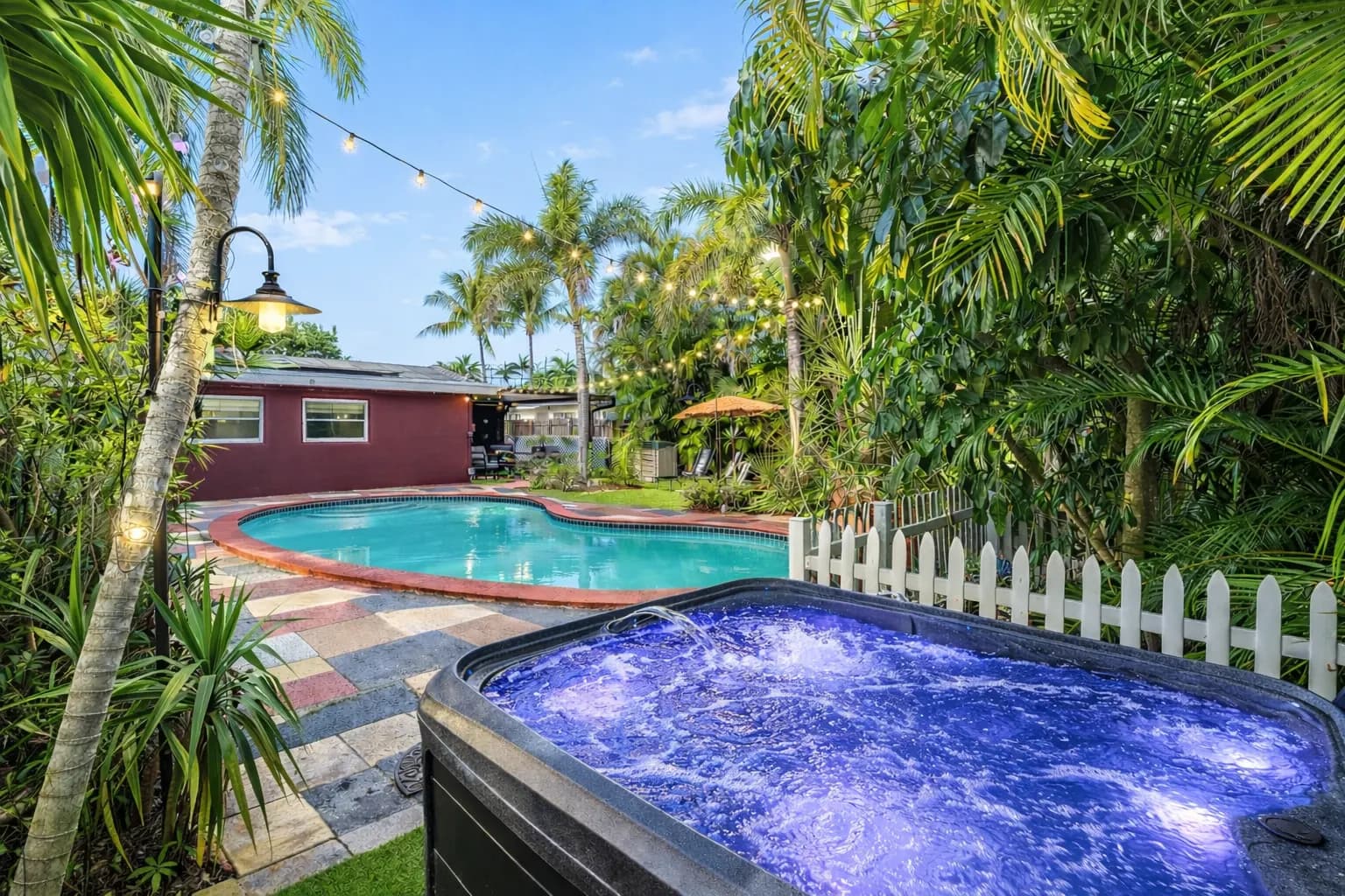 Fox of Oz, Poinsettia Heights, Fort Lauderdale, FL
