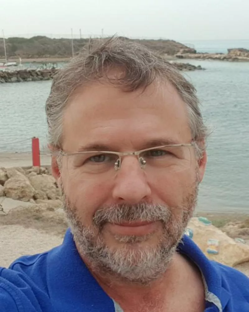 Tamir F., Marine Constructions at SeaTop