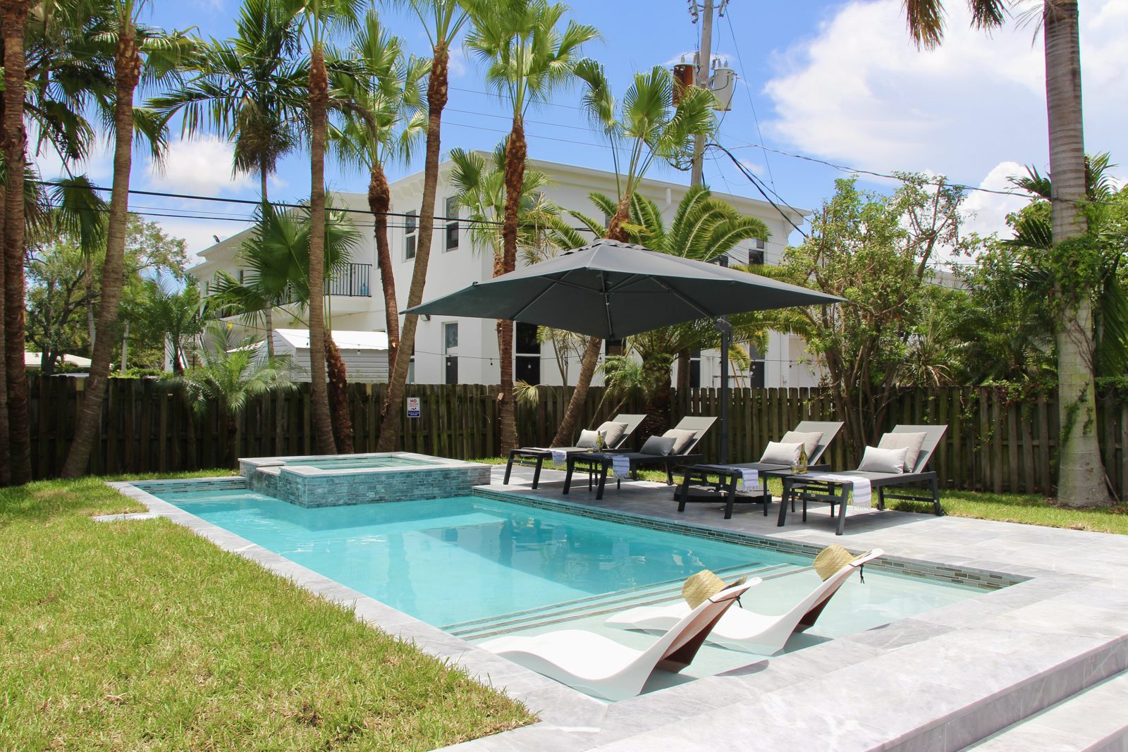 A FoxStays waterfront vacation home in South Florida